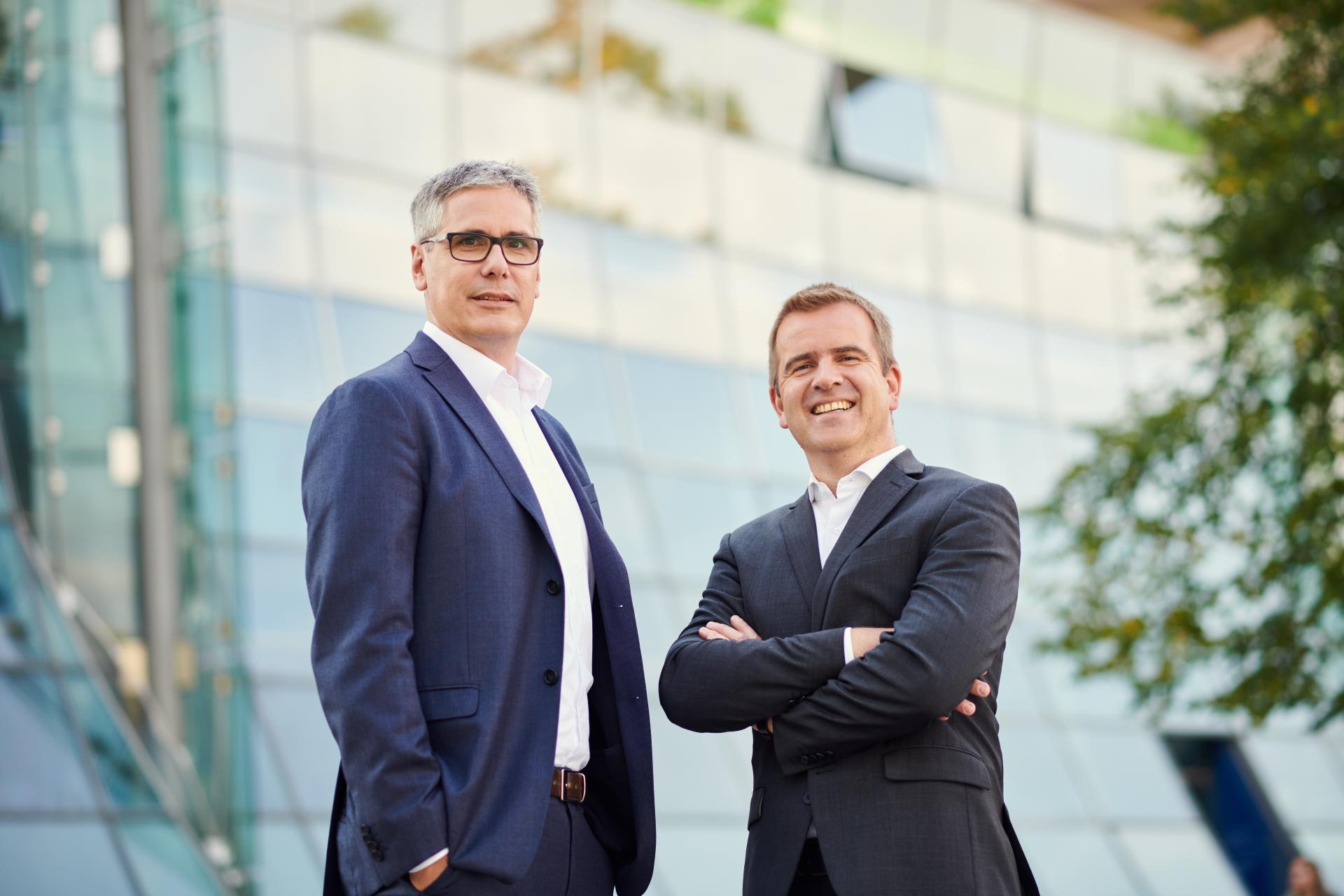 Wollen die Welt ein Stück nachhaltiger machen - mit Software: Die IP Syscon-Geschäftsführer Roland Hachmann (l.) und Marc Kodetzki. Foto: IP Syscon Wollen die Welt ein Stück nachhaltiger machen - mit Software: Die IP Syscon-Geschäftsführer Roland Hachmann (l.) und Marc Kodetzki. Foto: IP Syscon